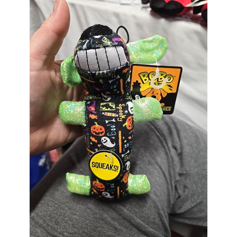 Mini Multipet Inc Dog Toy Chew Level 2 Plush Squeaker Sz S/M Happy Halloween NWT